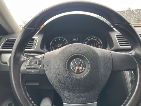 Used 2015 Volkswagen Passat 1.8T Limited Edition FWD image 14
