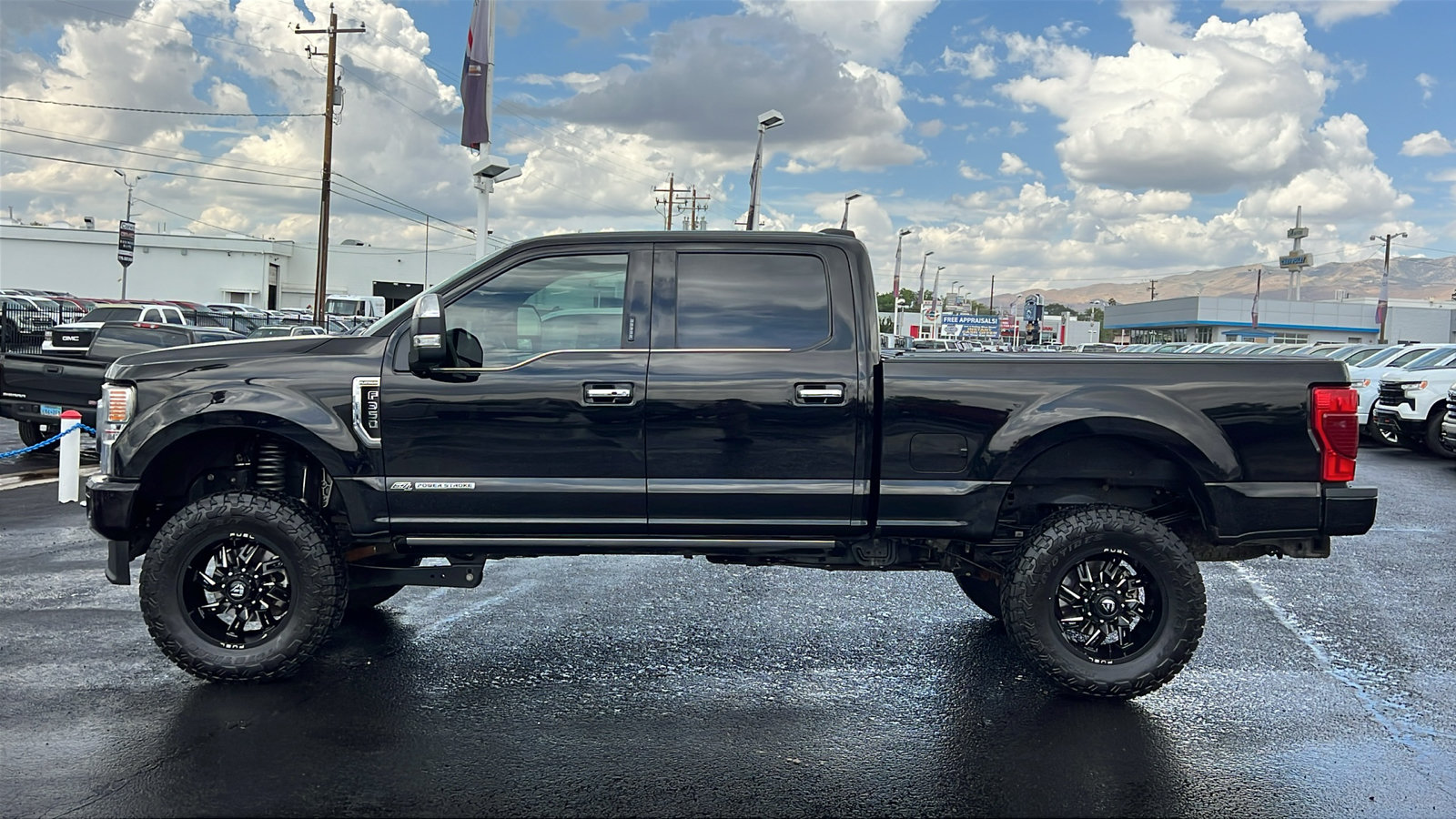 Used 2022 Ford F350 Platinum AWD/4WD image 8