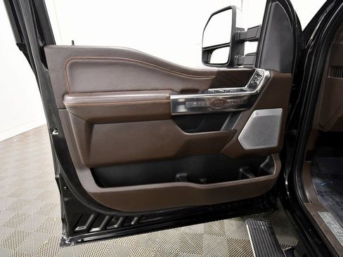 Used 2024 Ford F250 King Ranch image 13