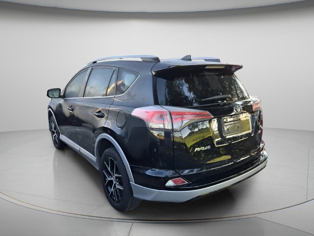 Used 2018 Toyota RAV4 SE w/ Power Extra Value Package FWD image 6