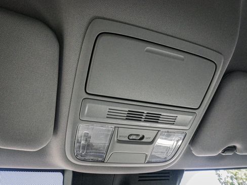 Used 2020 Honda CR-V LX image 26