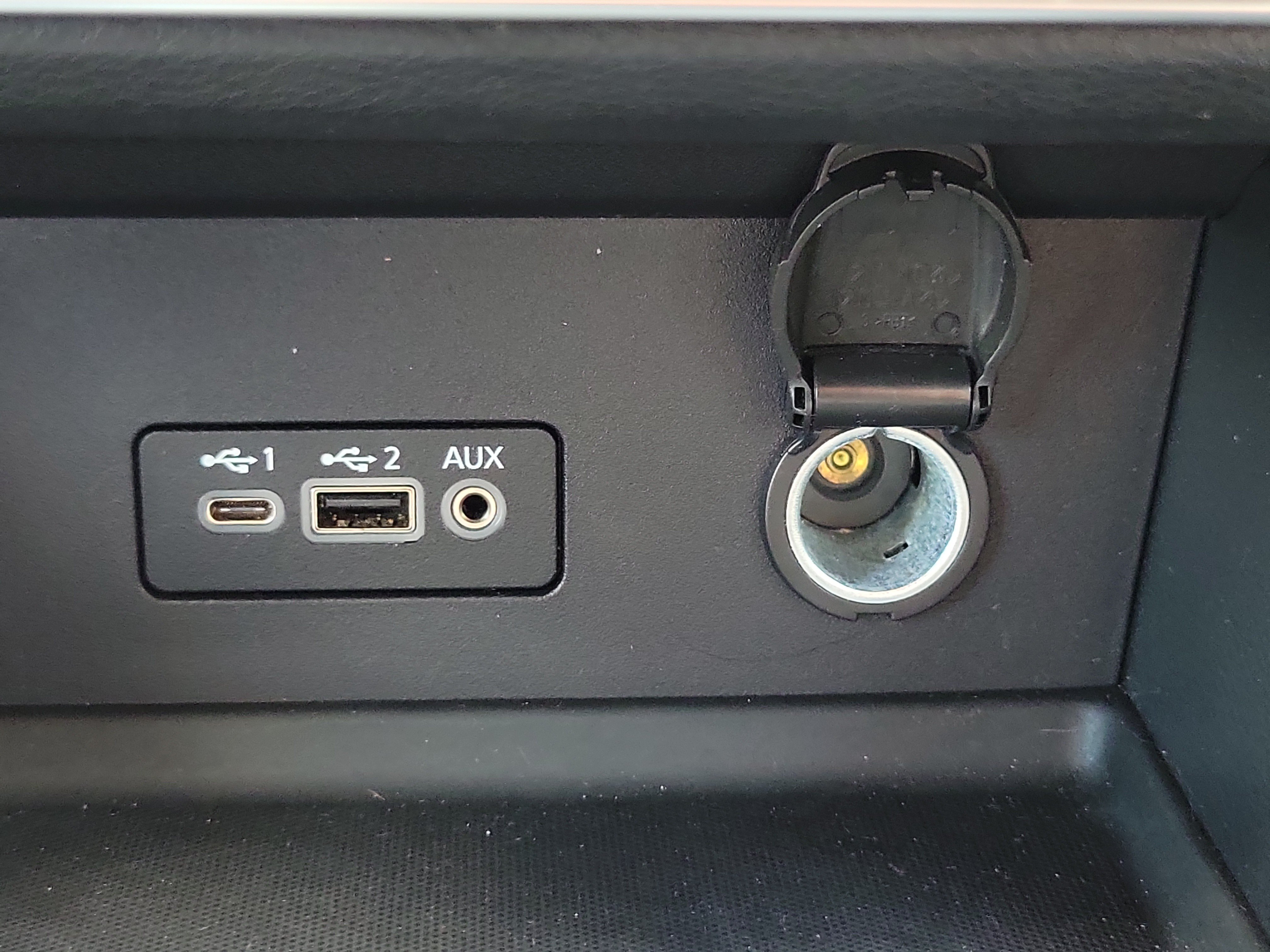 Used 2023 Nissan Sentra SV FWD image 26
