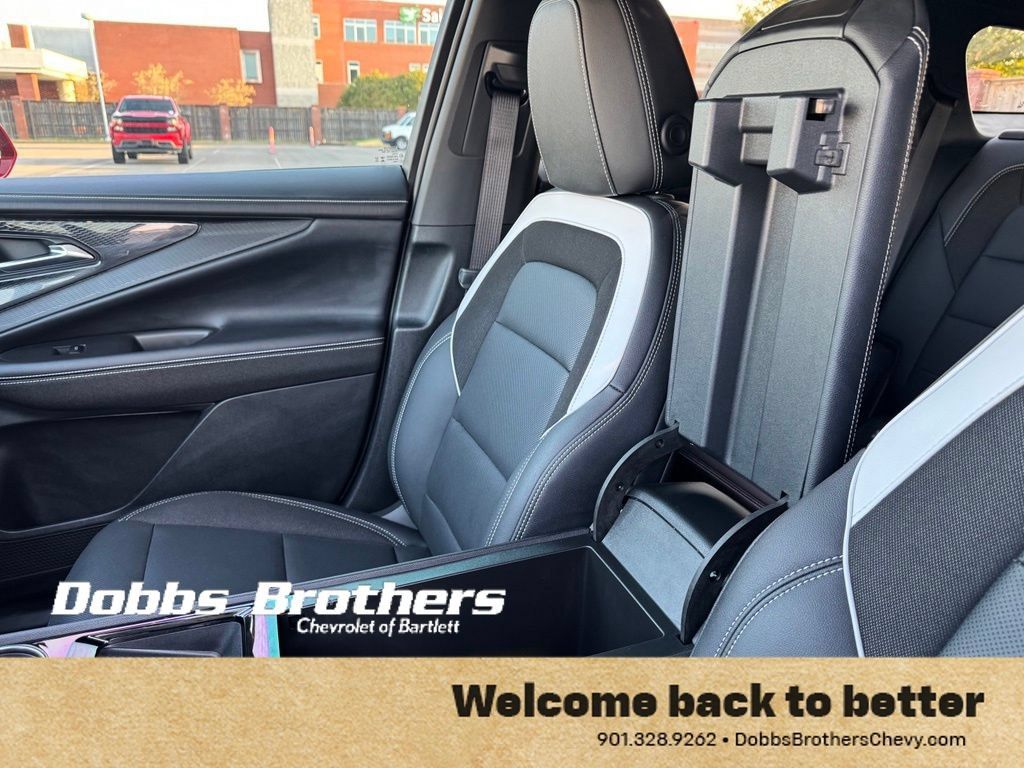 Used 2024 Chevrolet Blazer EV LT AWD/4WD image 23