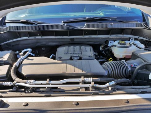 Used 2024 Chevrolet Silverado 1500 LT image 29