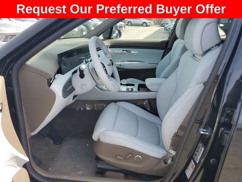 New 2026 Genesis GV70 2.5T Advanced AWD/4WD image 14
