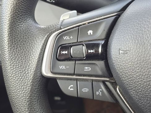 Used 2019 Honda Insight EX image 25