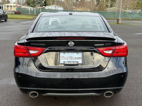 Used 2018 Nissan Maxima SR w/ Midnight Edition image 8
