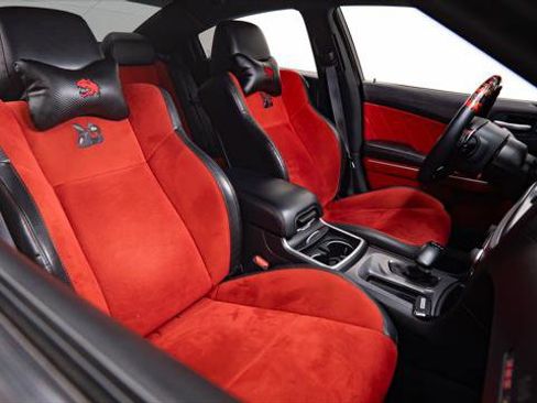 Used 2022 Dodge Charger Scat Pack RWD image 36