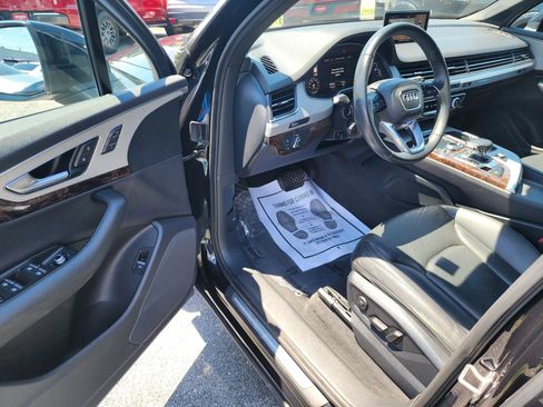 Used 2019 Audi Q7 2.0T Premium Plus w/ Premium Plus Package AWD/4WD image 18