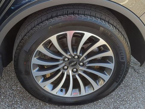 Used 2023 Lincoln Aviator Reserve w/ Elements Package Plus image 33