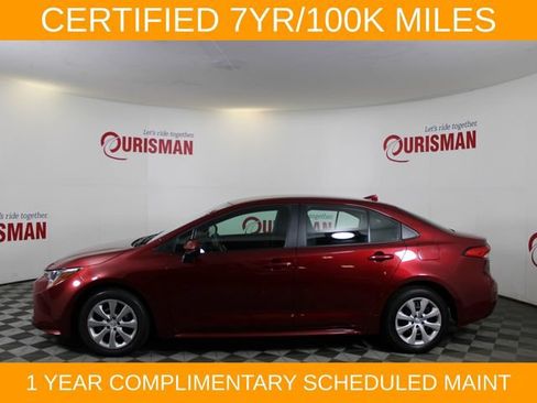 Used 2025 Toyota Corolla LE FWD image 4