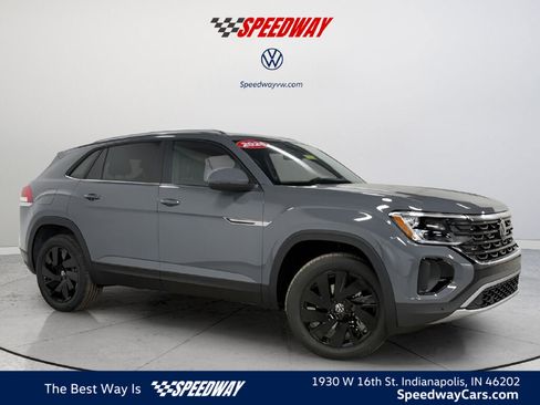 New 2026 Volkswagen Atlas Cross Sport SE FWD image 1