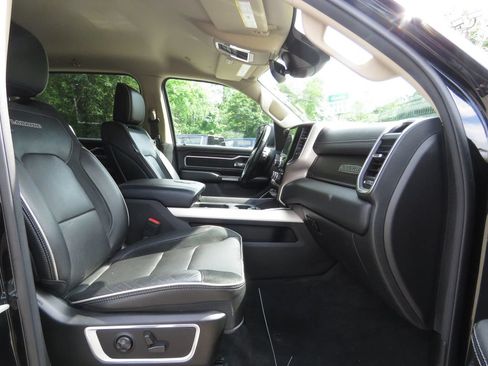 Used 2021 RAM 1500 Laramie AWD/4WD image 13