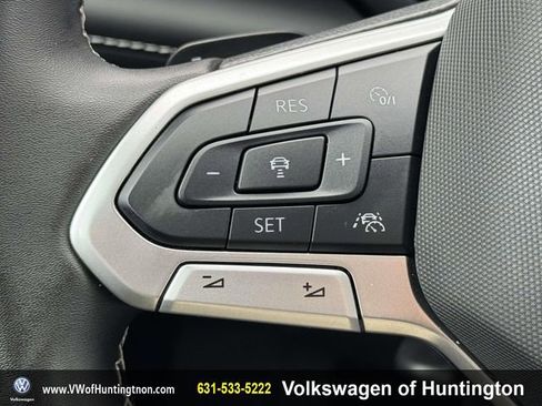 Certified 2025 Volkswagen Atlas SEL image 20