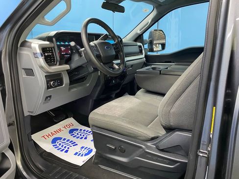 Used 2025 Ford F350 XLT image 14