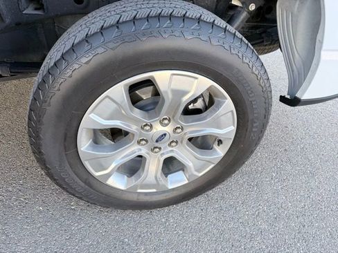 Used 2023 Ford F150 Platinum w/ Equipment Group 701A High AWD/4WD image 18