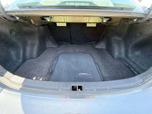 Used 2013 Toyota Corolla LE FWD image 25
