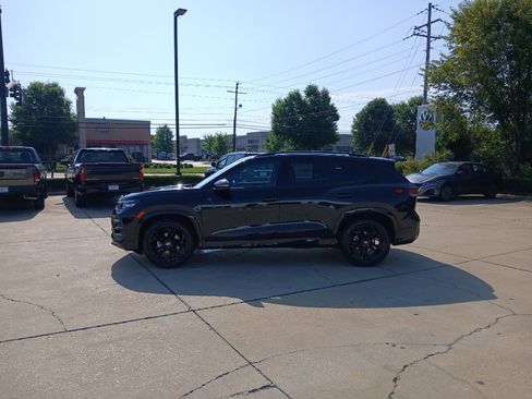 New 2026 Volkswagen Tiguan SE R-Line FWD image 4