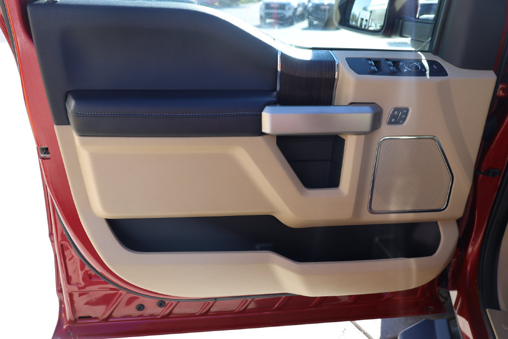 Used 2021 Ford F250 Lariat w/ Lariat Ultimate Package AWD/4WD image 10