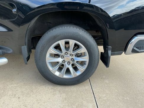 Used 2020 Chevrolet Silverado 1500 LTZ w/ LTZ Plus Package image 6