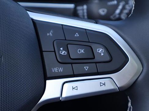 Certified 2023 Volkswagen Tiguan SE image 24