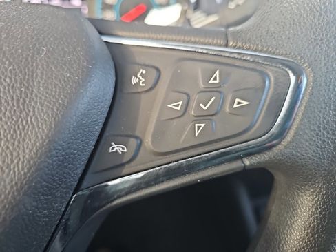 Used 2017 Chevrolet Cruze LT w/ Convenience Package image 11