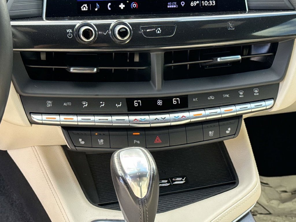 Used 2020 Cadillac CT4 Premium Luxury w/ Climate Package RWD image 34
