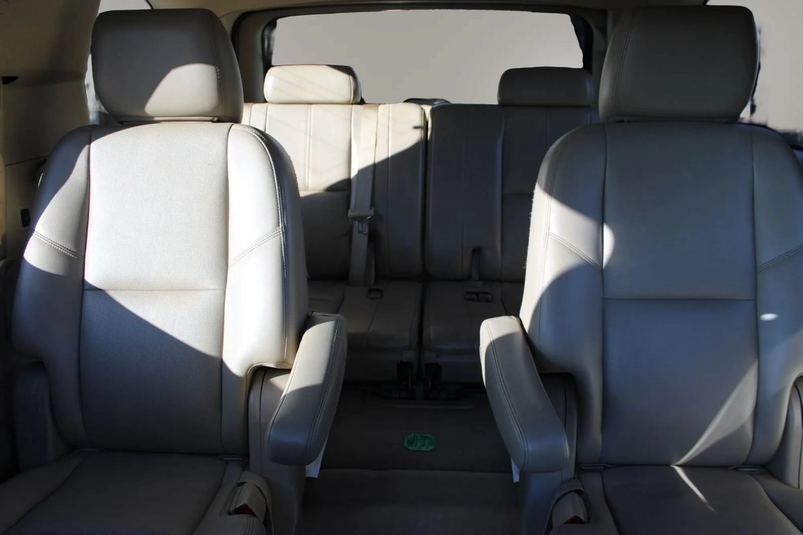 Used 2013 GMC Yukon Denali AWD/4WD image 16
