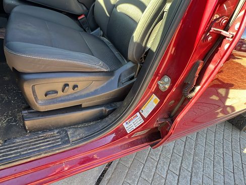 Used 2019 Chevrolet Silverado 1500 LT w/ Texas Edition image 17