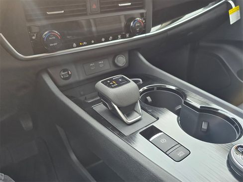 New 2026 Nissan Rogue Rock Creek image 20