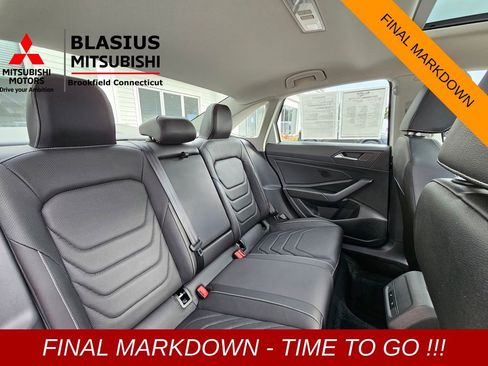 Used 2024 Volkswagen Jetta SEL image 20