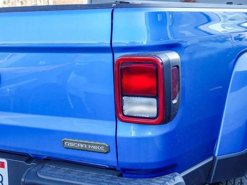 Certified 2023 Jeep Gladiator Sport image 11