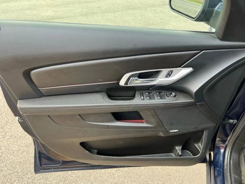 Used 2017 GMC Terrain SLE w/ Convenience Package image 17