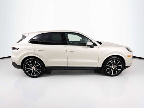 New 2026 Porsche Cayenne image 8