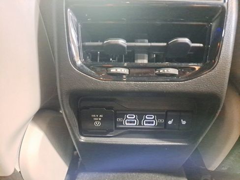 Used 2023 Jeep Grand Cherokee Overland w/ Rear Seat Video Group I AWD/4WD image 23