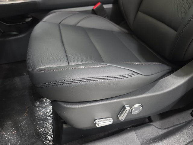 New 2026 Lincoln Nautilus Premier AWD/4WD image 26