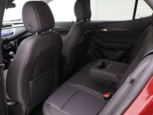 Used 2023 Buick Encore GX Select w/ Safety Package II image 10