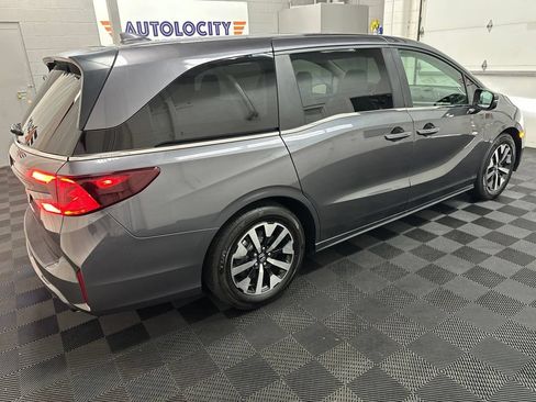 Used 2026 Honda Odyssey EX-L image 10