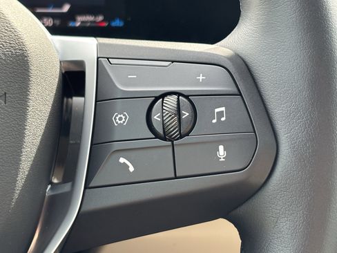 Certified 2025 BMW X1 xDrive28i w/ Technology Package image 20