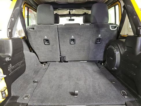 Certified 2019 Jeep Wrangler Unlimited Rubicon image 28