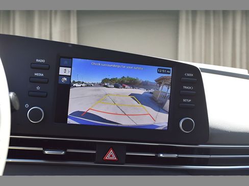 New 2026 Hyundai Elantra SE image 24