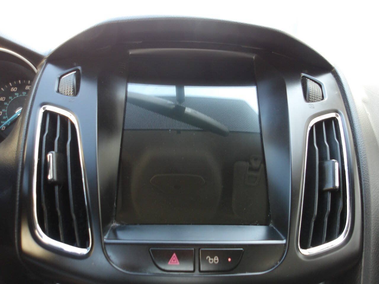 Used 2014 Ford Focus SE FWD image 13