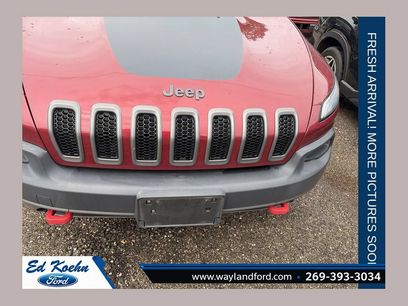 Used 2017 Jeep Cherokee Trailhawk w/ Comfort/Convenience Group