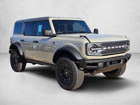 New 2026 Ford Bronco Badlands image 7