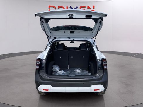 New 2026 Nissan Kicks S image 33