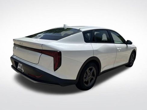 Used 2025 Kia K4 FWD image 9