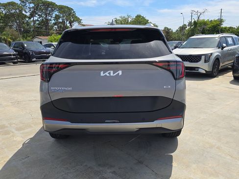 New 2026 Kia Sportage EX AWD/4WD image 7