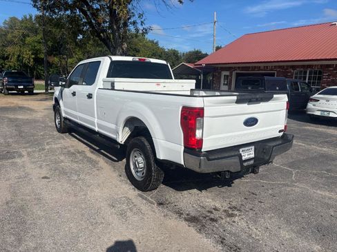 Used 2019 Ford F250 XL w/ Power Equipment Group image 3
