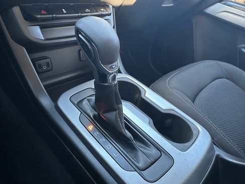 Used 2022 Chevrolet Colorado LT w/ Redline Special Edition image 27