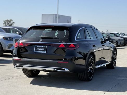 New 2026 Mercedes-Benz E 450 4MATIC All-Terrain Wagon image 11